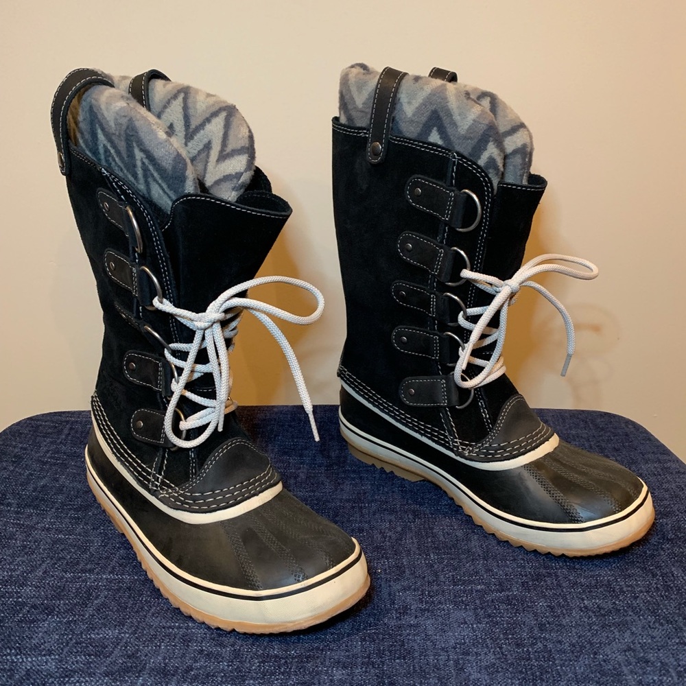 SOREL ‘JOAN OF ARCTIC’ SUEDE/RUBBER BOOTS